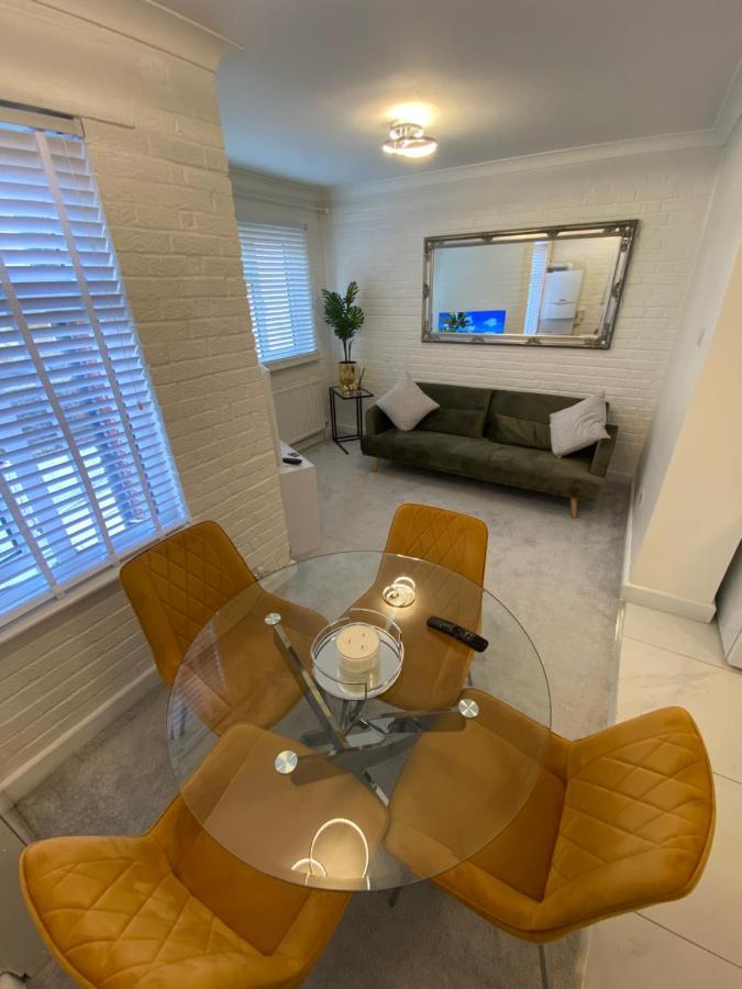 Supreme Apartment London Bagian luar foto